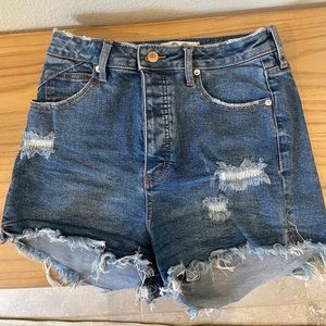 Free People blue jean shorts! CRVY